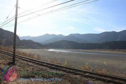 大井川と大井川鉄道の素晴しい眺め